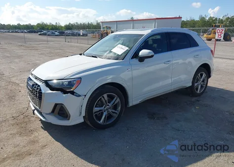 2019 Audi Q3 2.0T S Line Premium из США, поврежденный, VIN WA1DECF32K1084030